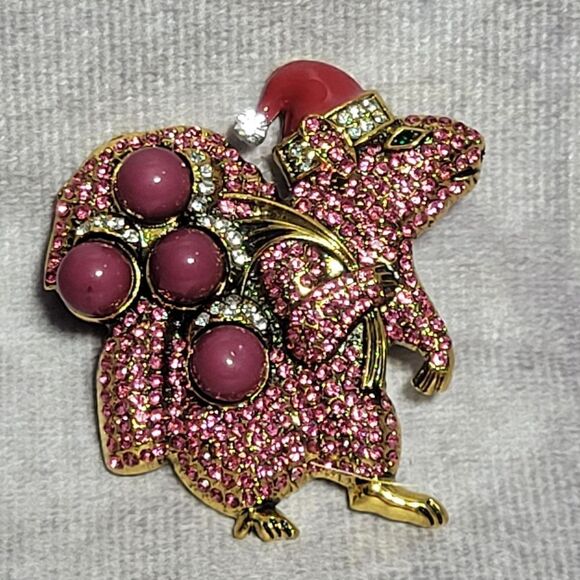 Austrian Crystal Christmas Mouse Brooch - Picture 9 of 10